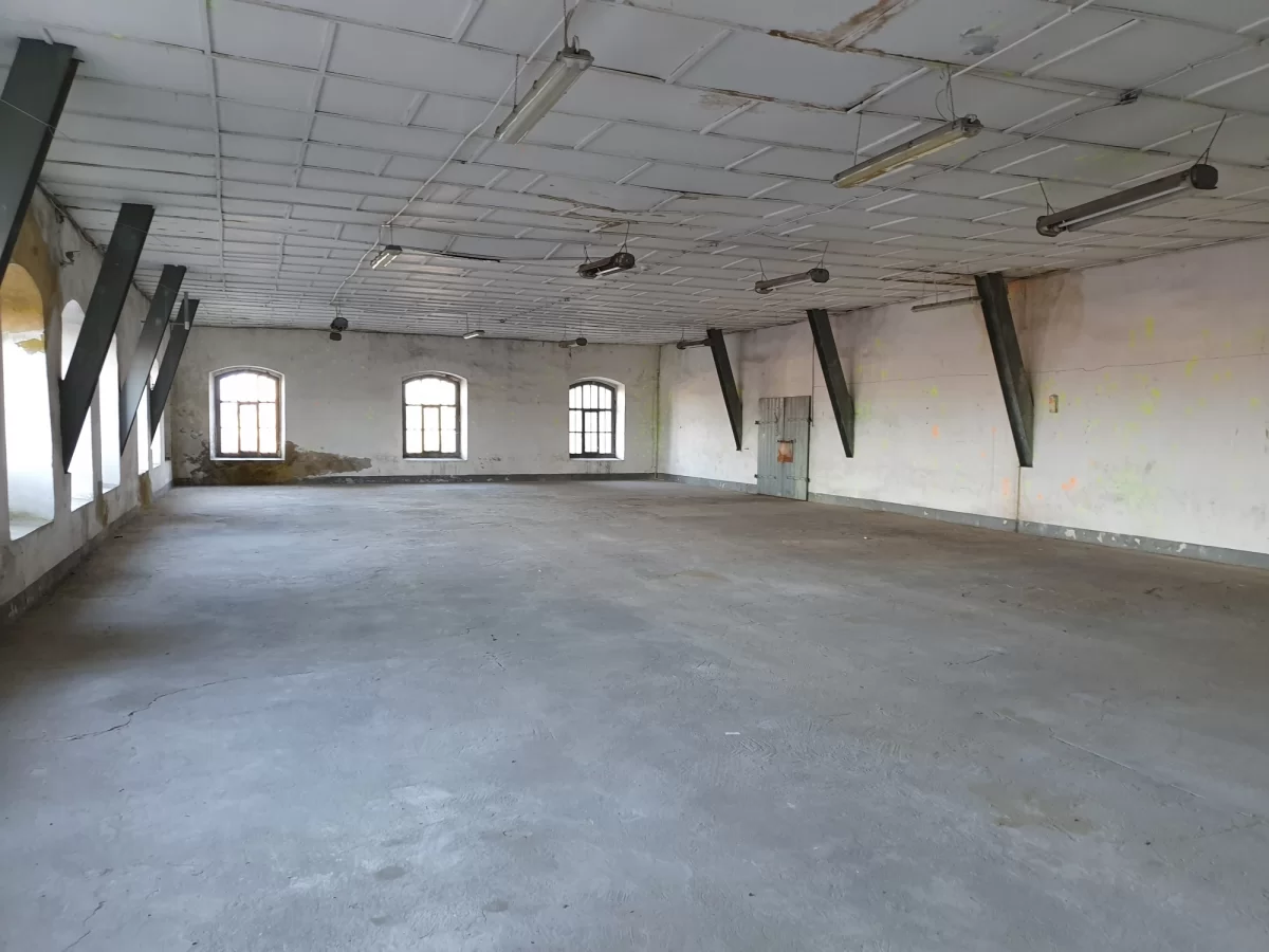 Piękne Sale Weselne, Restauracyjne, Dom Weselny, Magazyny, Hale
