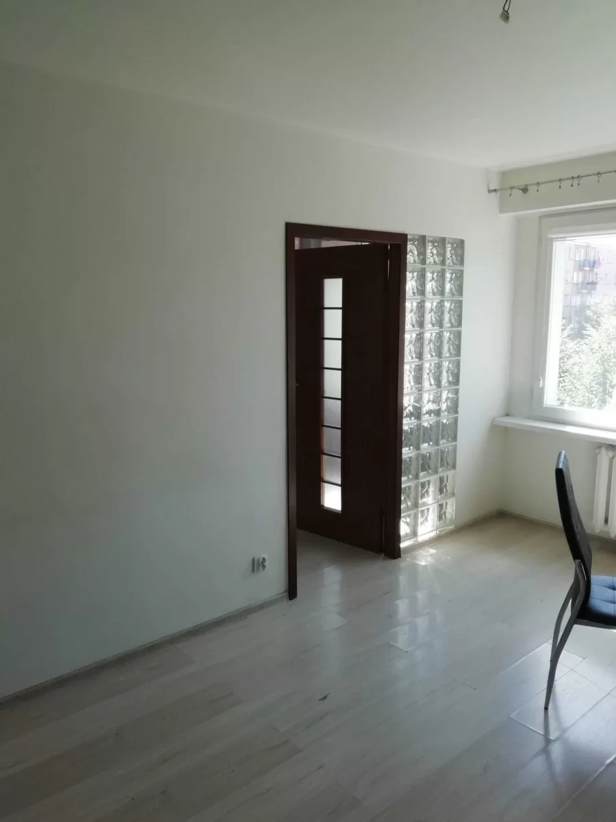 Sprzedam 3 pokojowe mieszkanie w centrum Opoczna