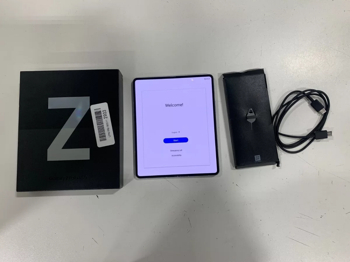 Samsung Galaxy Z Fold3 5G & Flip3 5G