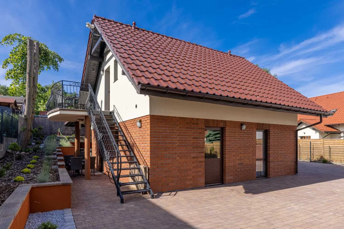 Noclegi ,Pokoje ,Apartamenty Pensjonat Nad Morzem Krynica Morska