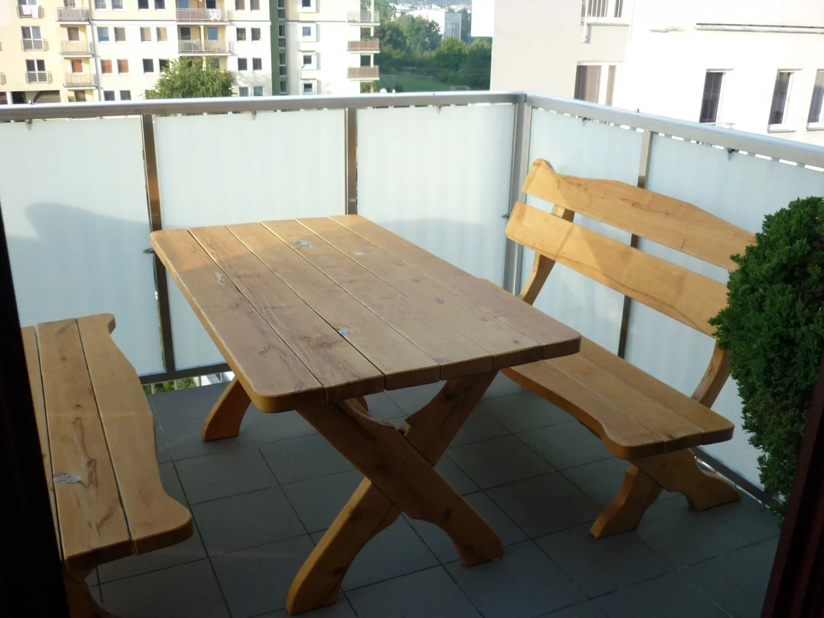 Sprzedam mieszkanie Poznań + miejsce postojowe Naramowice