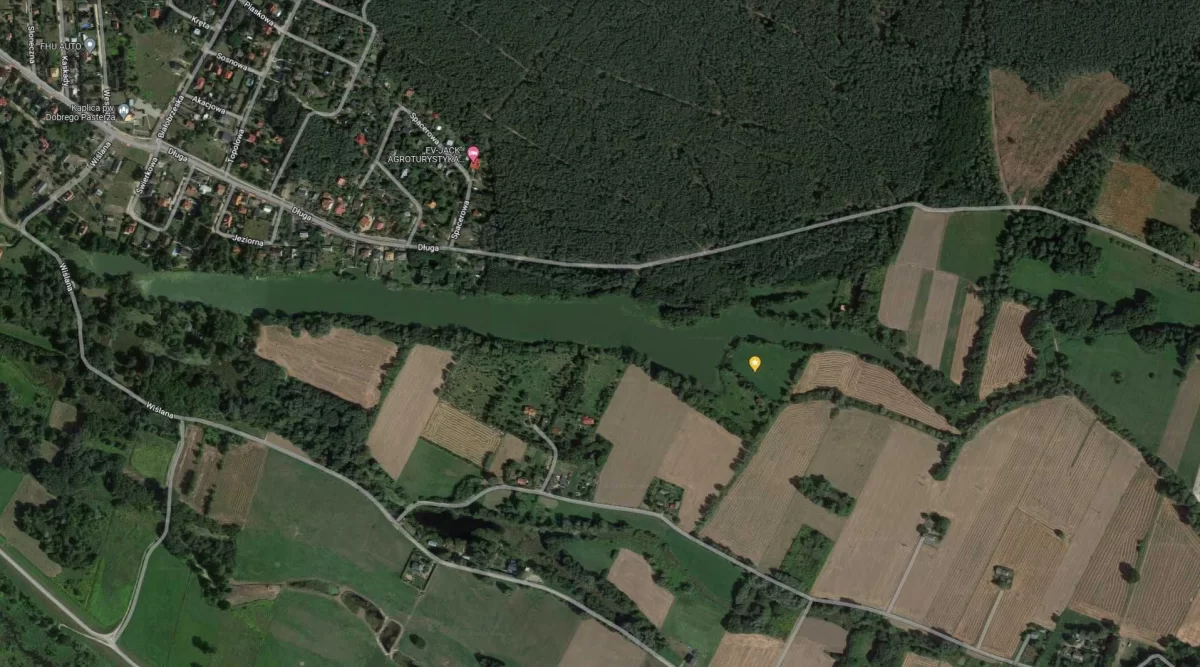 Działka z przepiękną linią brzegową