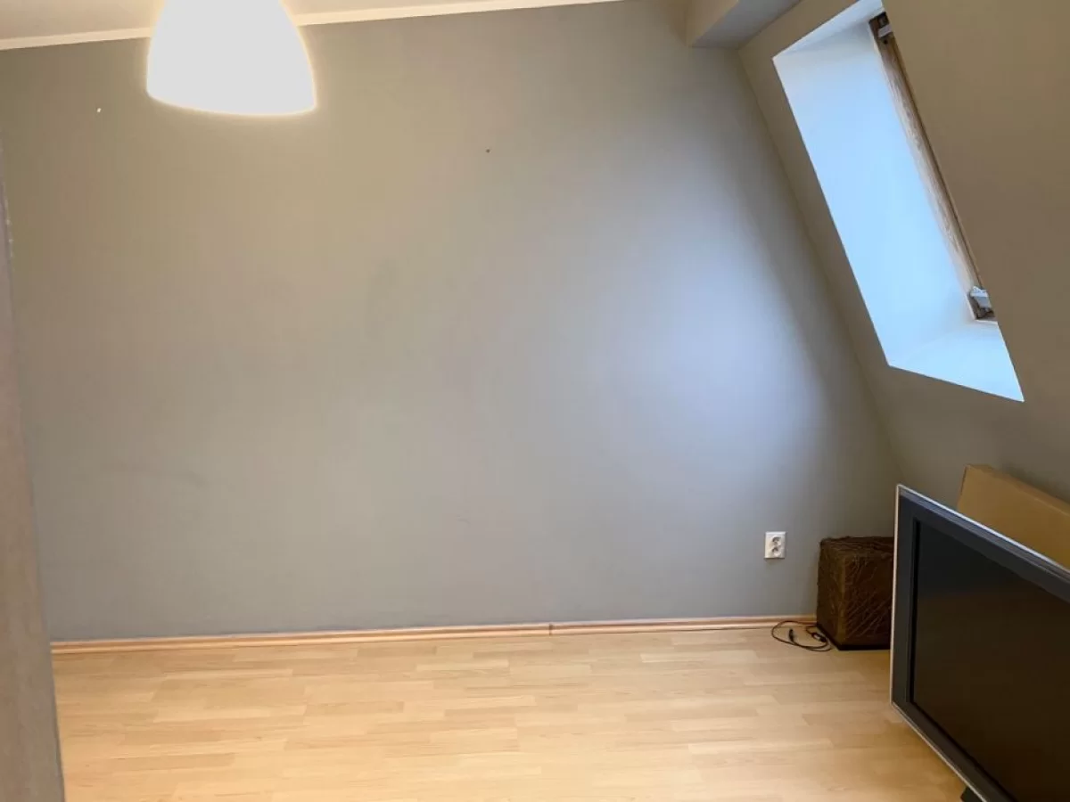 Wynajmę dwupoziomowe mieszkanie, duży balkon oraz dwie łazienki