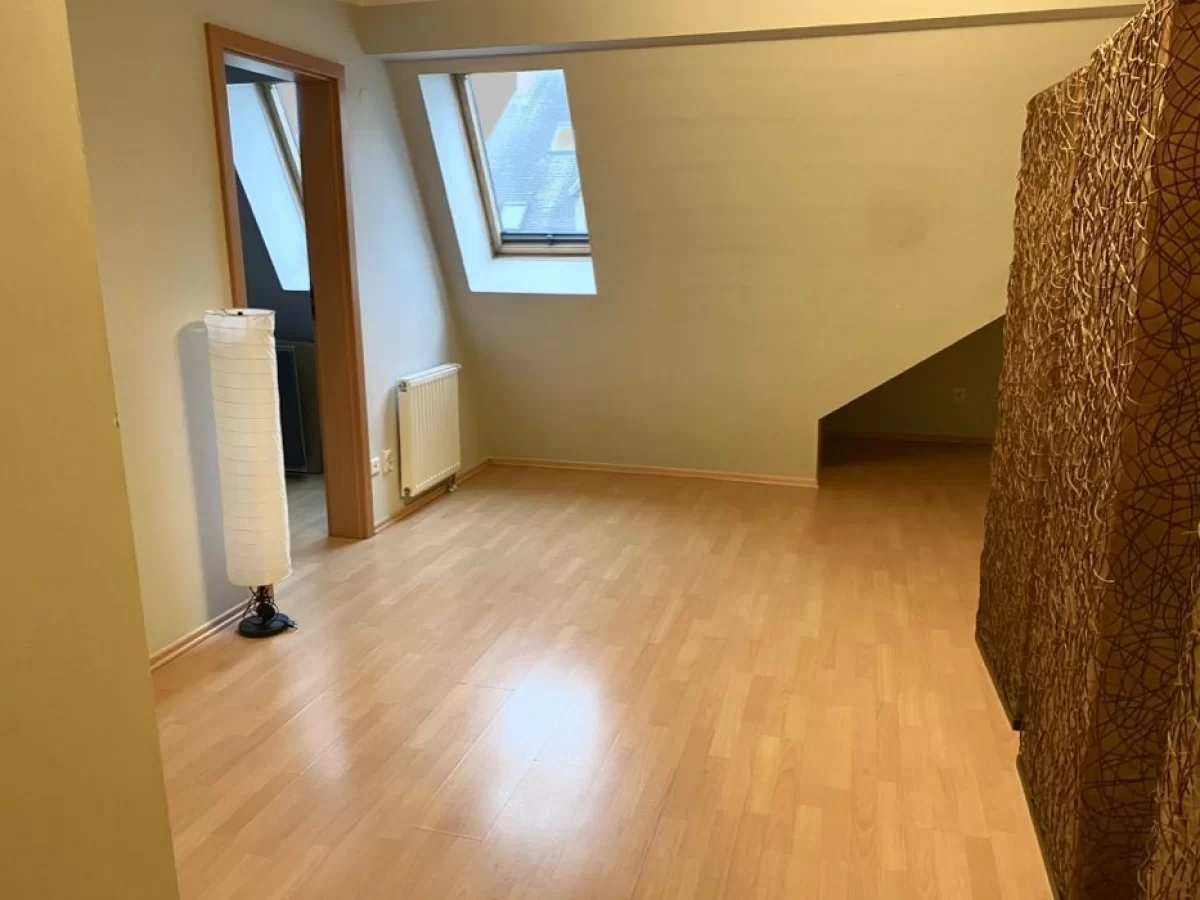 Wynajmę dwupoziomowe mieszkanie, duży balkon oraz dwie łazienki