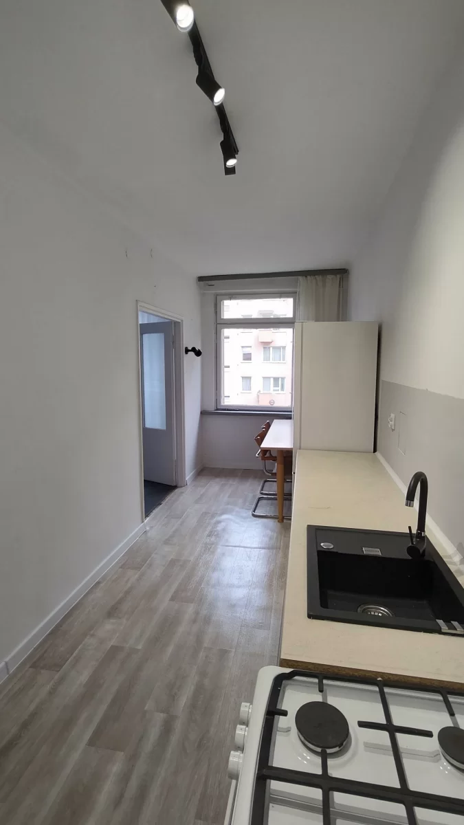 DO WYNAJĘCIA Mieszkanie Kraków Kawalerka 33m^2