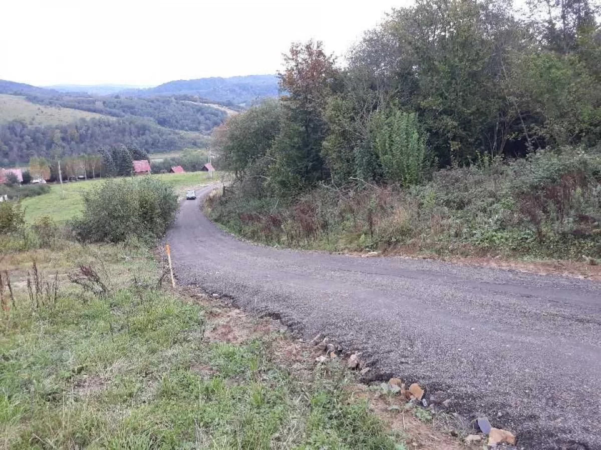 Sprzedam działkę rolną 1,3 ha nad Soliną