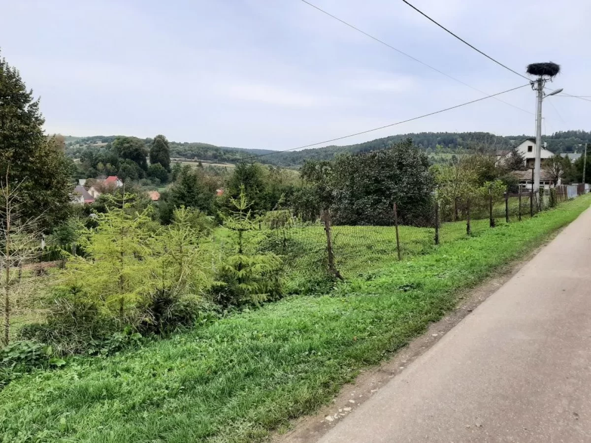 Działka z warunkami zabudowy w Bieszczadach 30 km od Arłamowa