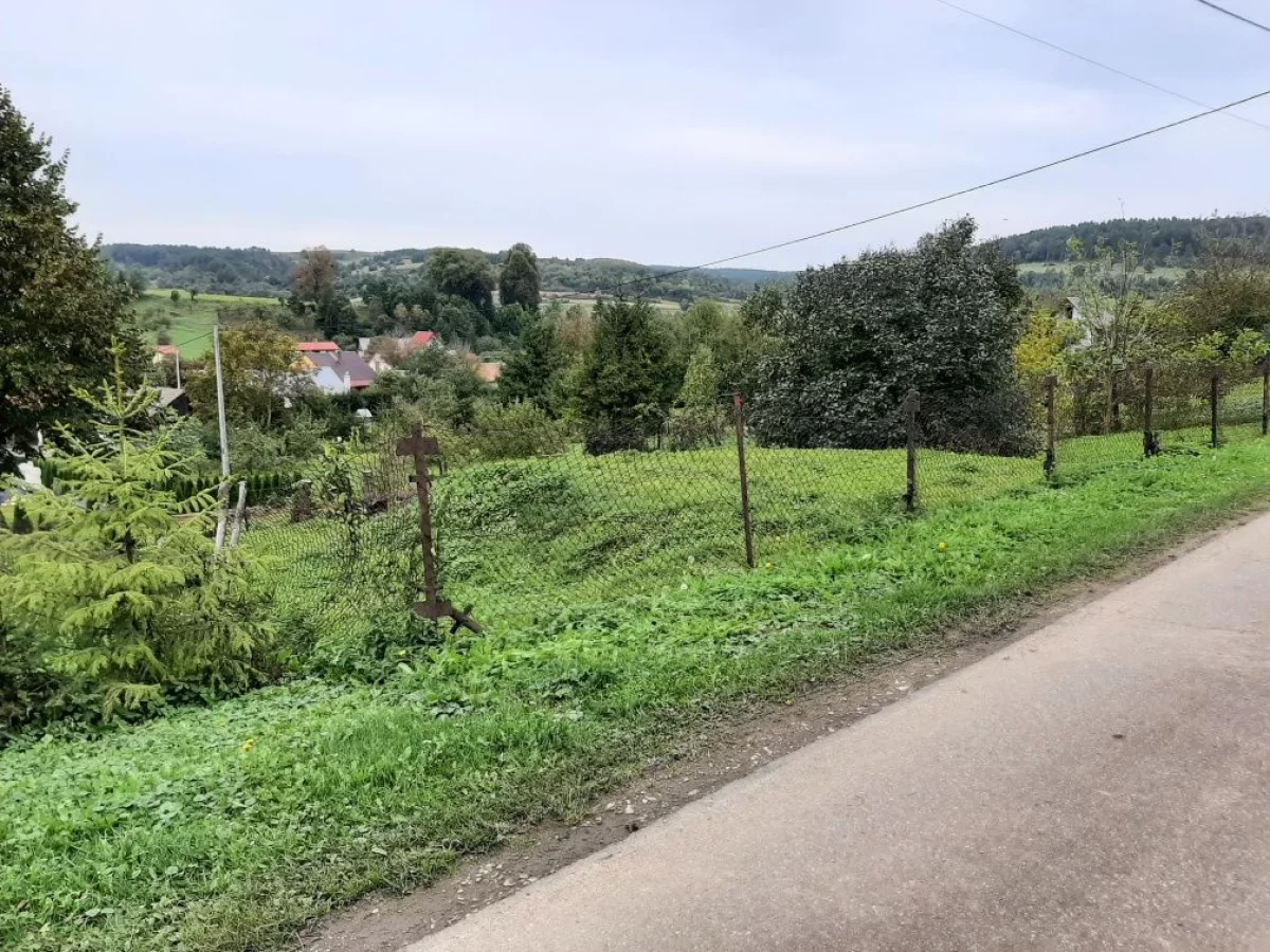 Działka z warunkami zabudowy w Bieszczadach 30 km od Arłamowa