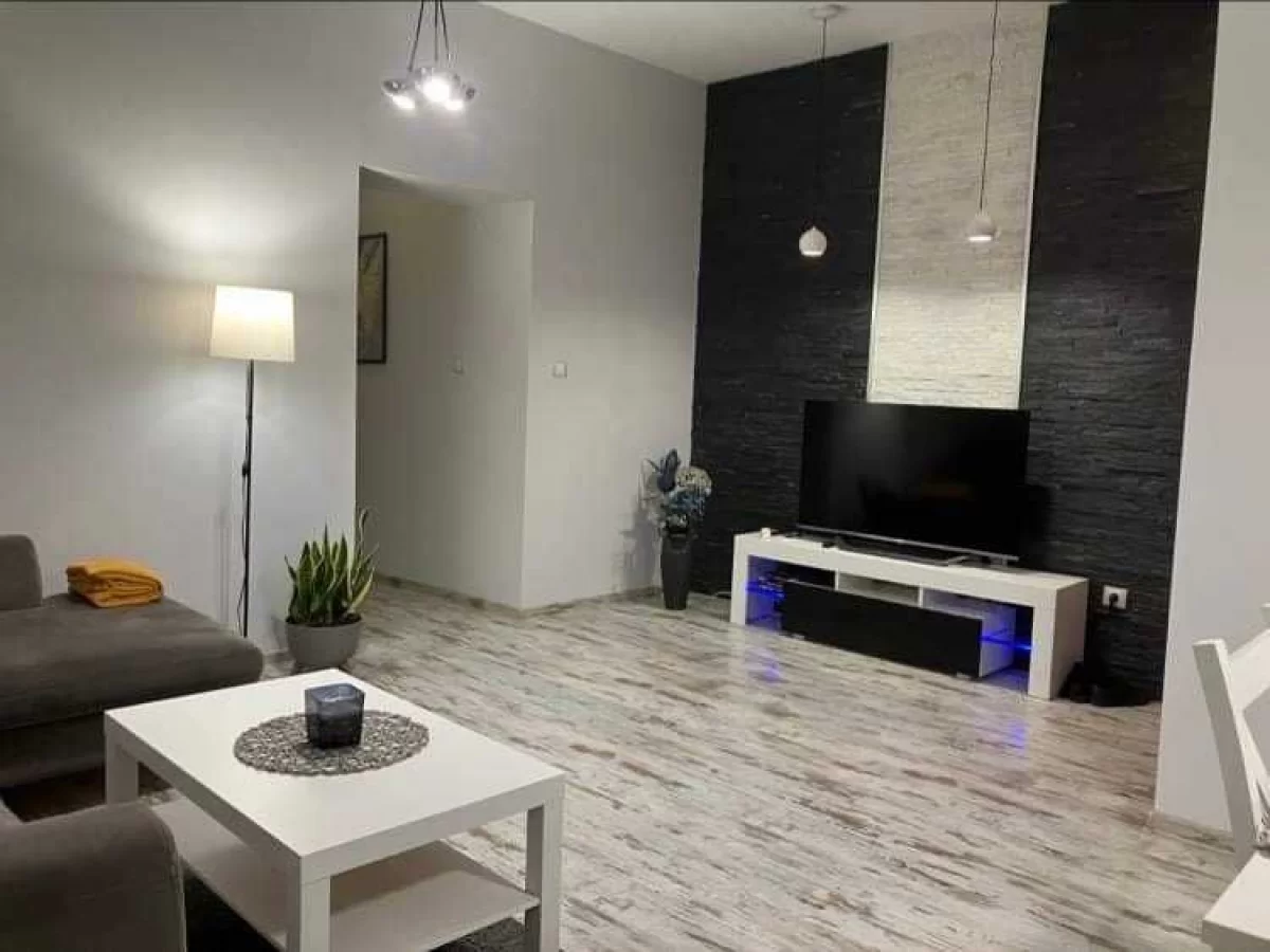 Wynajmę mieszkanie Szczecinek dwa pokoje 65m² po remoncie