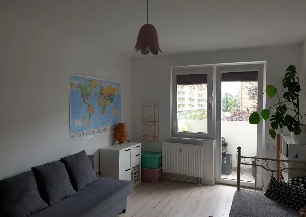 3pok, 51met, Okolice Radkowskiej BALKON/2005 (Wrocław)