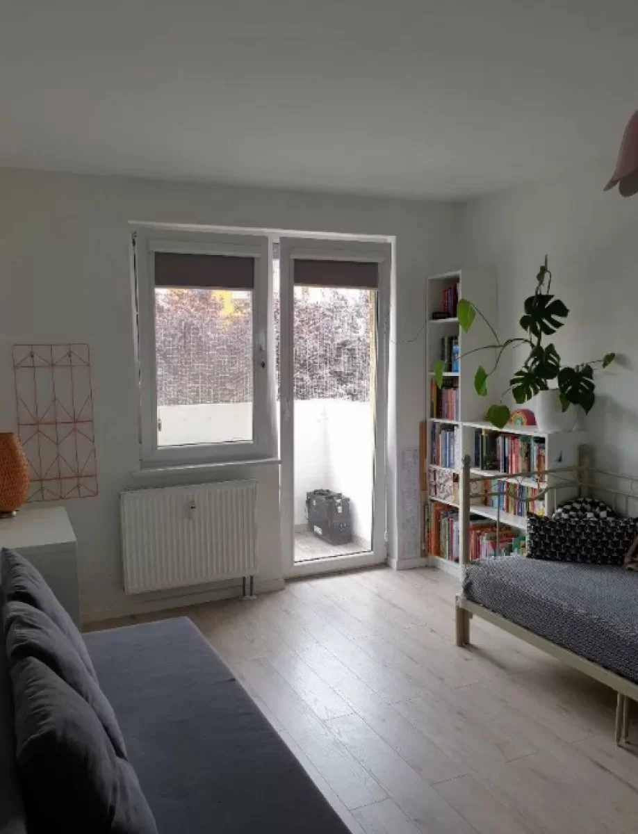 3pok, 51met, Okolice Radkowskiej BALKON/2005 (Wrocław)
