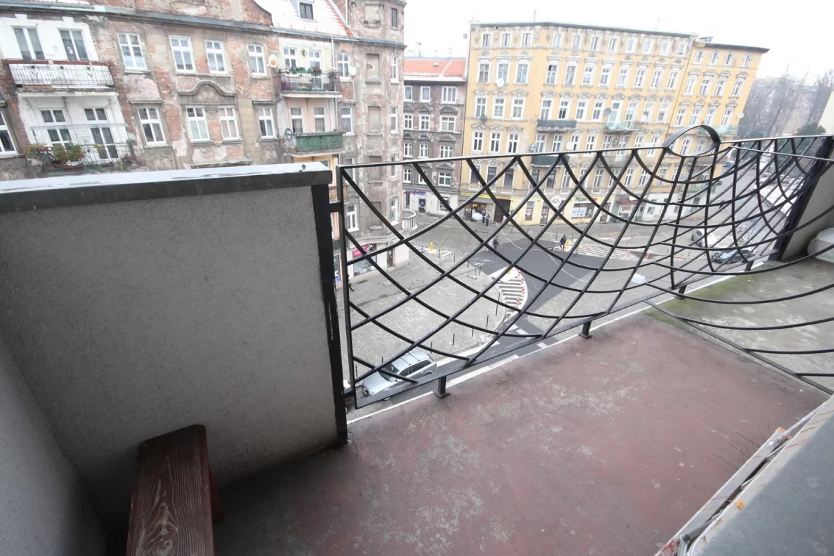 3pok, 66met, okolice Wyspy Słodowej ROZKŁAD/BALKON (Wrocław)