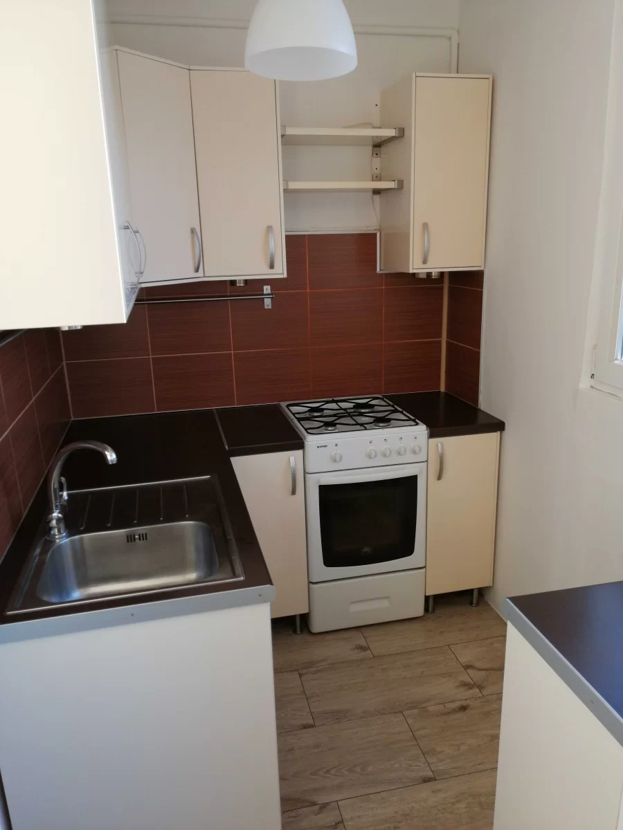 Sprzedam Kawalerka Łódź 27m2 ul. Broniewskiego