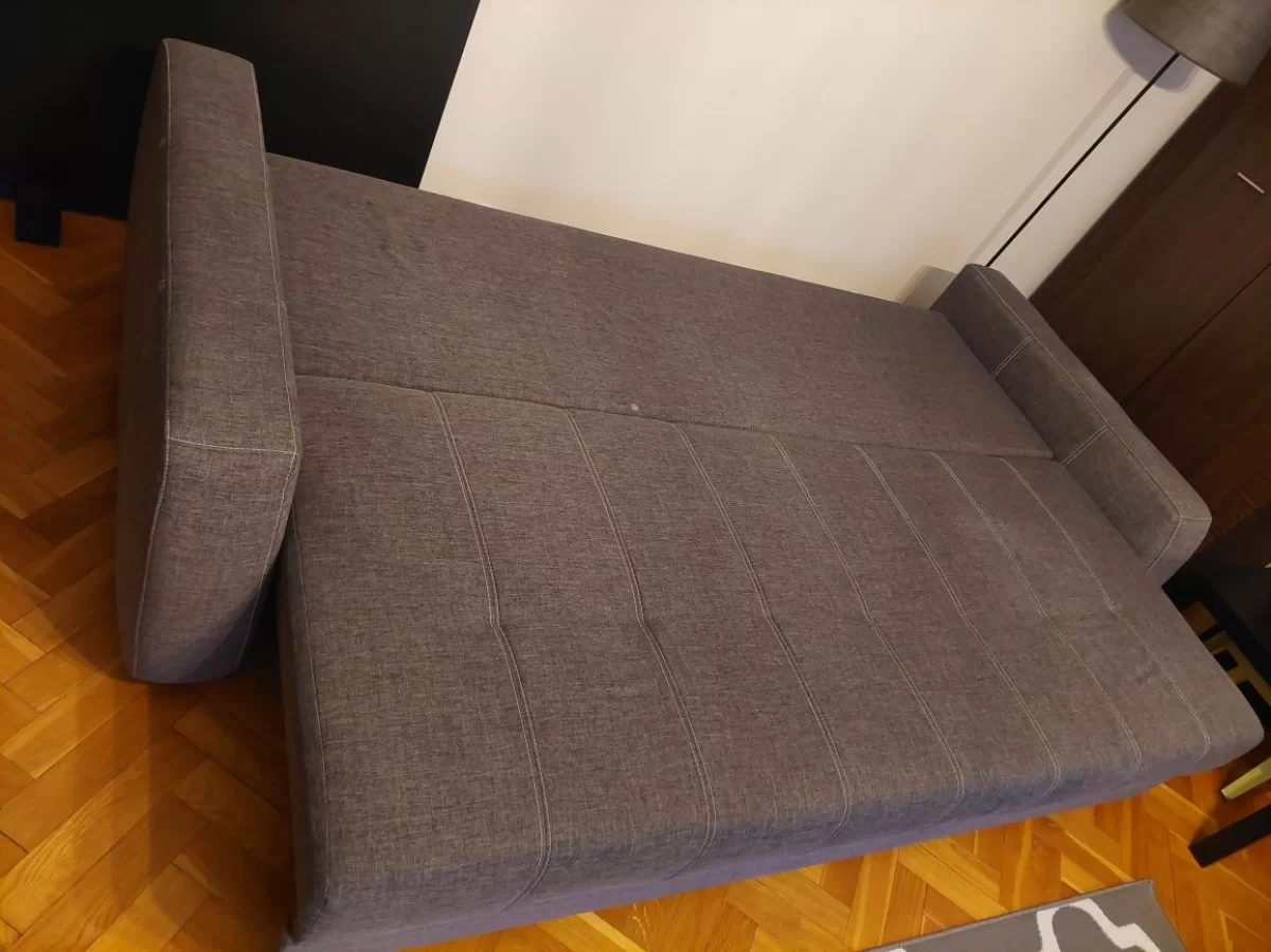 Sofa z funkcją spania.