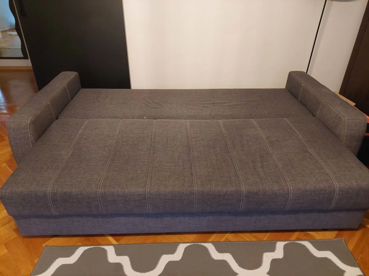 Sofa z funkcją spania.