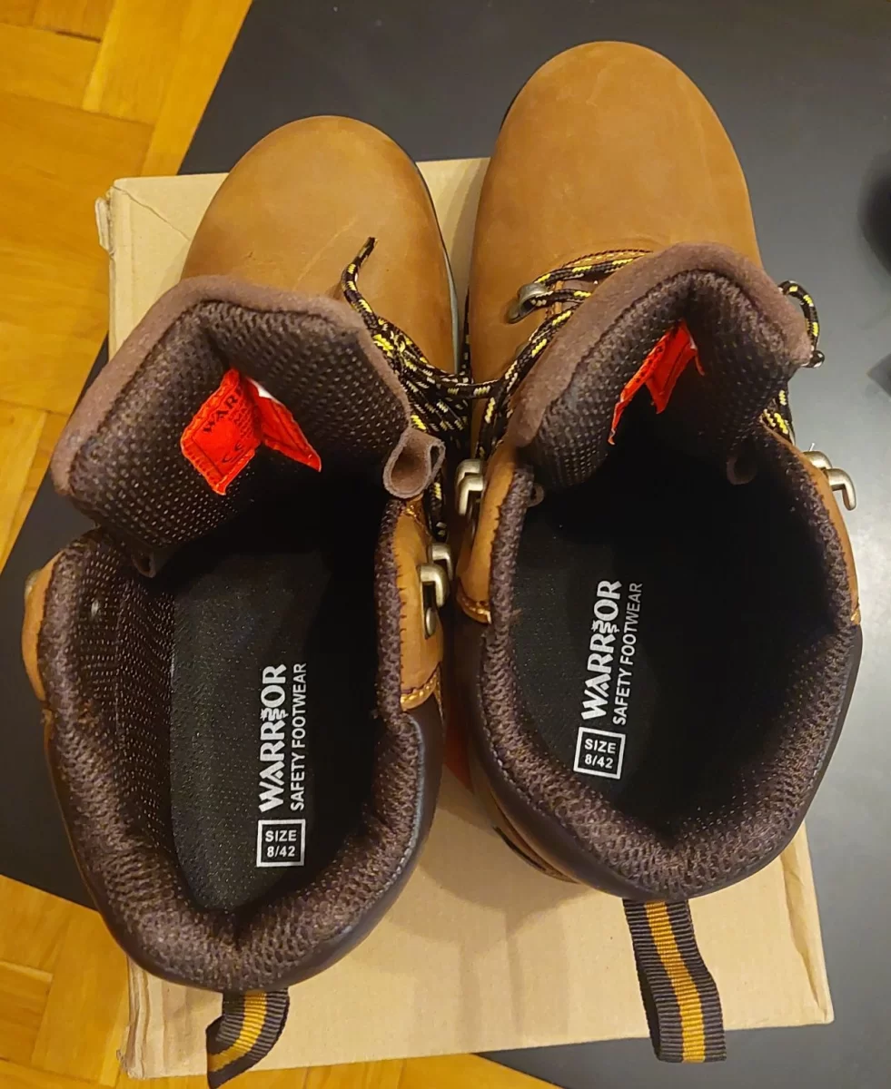 Buty robocze rozmiar 42. Warrior oddychające z UK