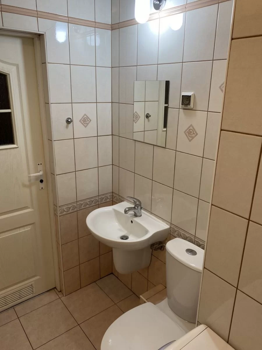 Sprzedam Mieszkanie Krakow kawalerka 32,5 mkw balkon