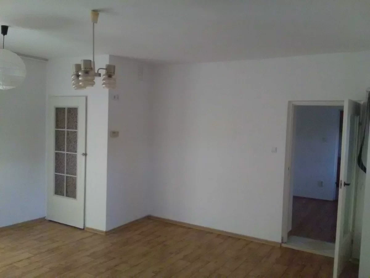 Sprzedam dom wolnostojący w Ossowie o powierzchni około 84 m2