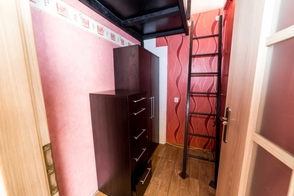 Sprzedam słoneczne mieszkanie w centrum Głuszycy 3 pokoje 50m2