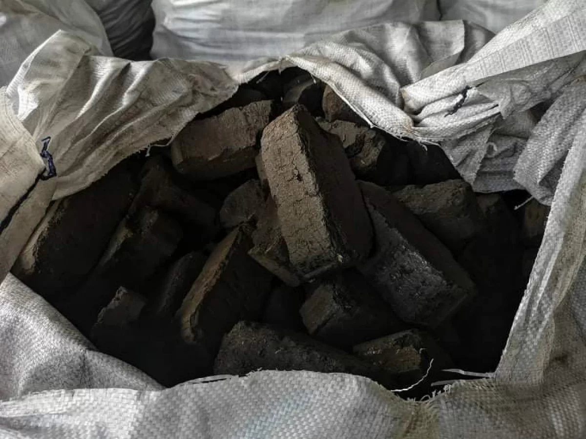 Sprzedam brykiet torfowy, zamiennik węgla