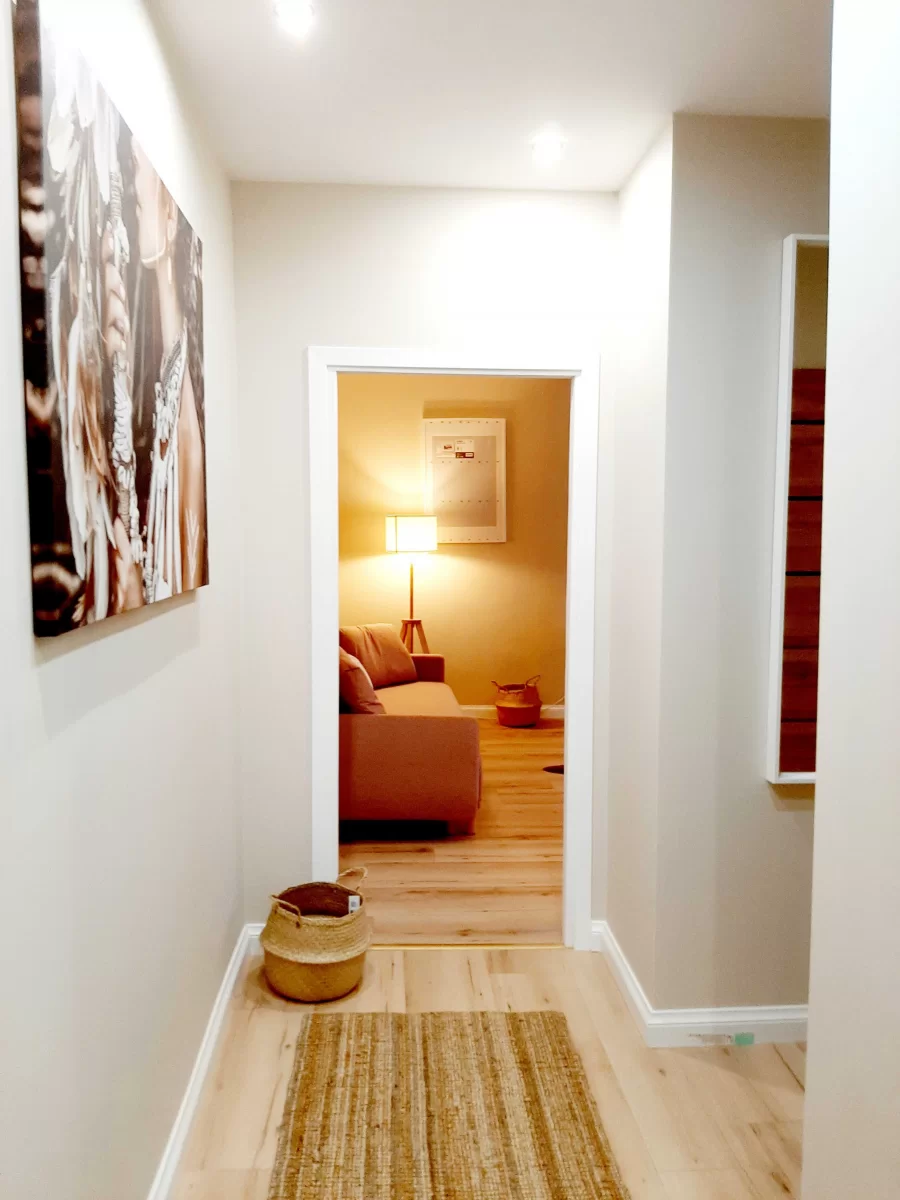 Sprzedam mieszkanie Warszawa 2 pokoje na Muranowie po remoncie, balkon, piwnica