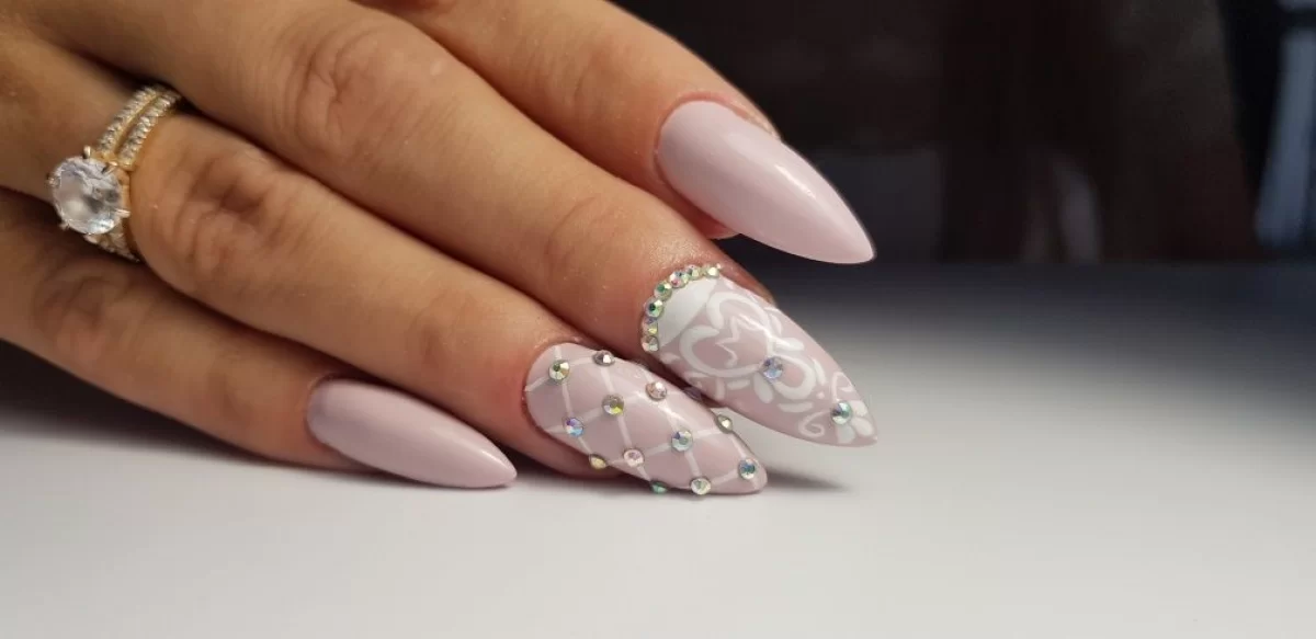 Rzęsy paznokcie, manicure, pedicure przedłużanie rzęs radom