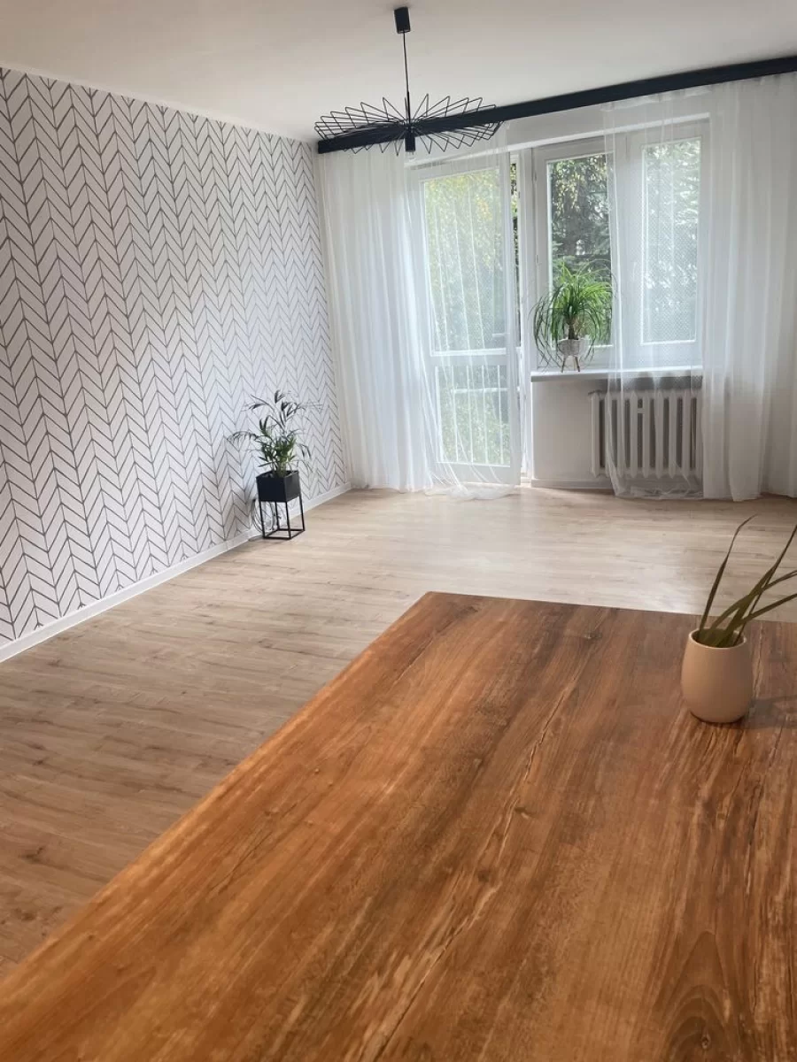Sprzedam mieszkanie przy galerii 3 KORONY na I piętrze