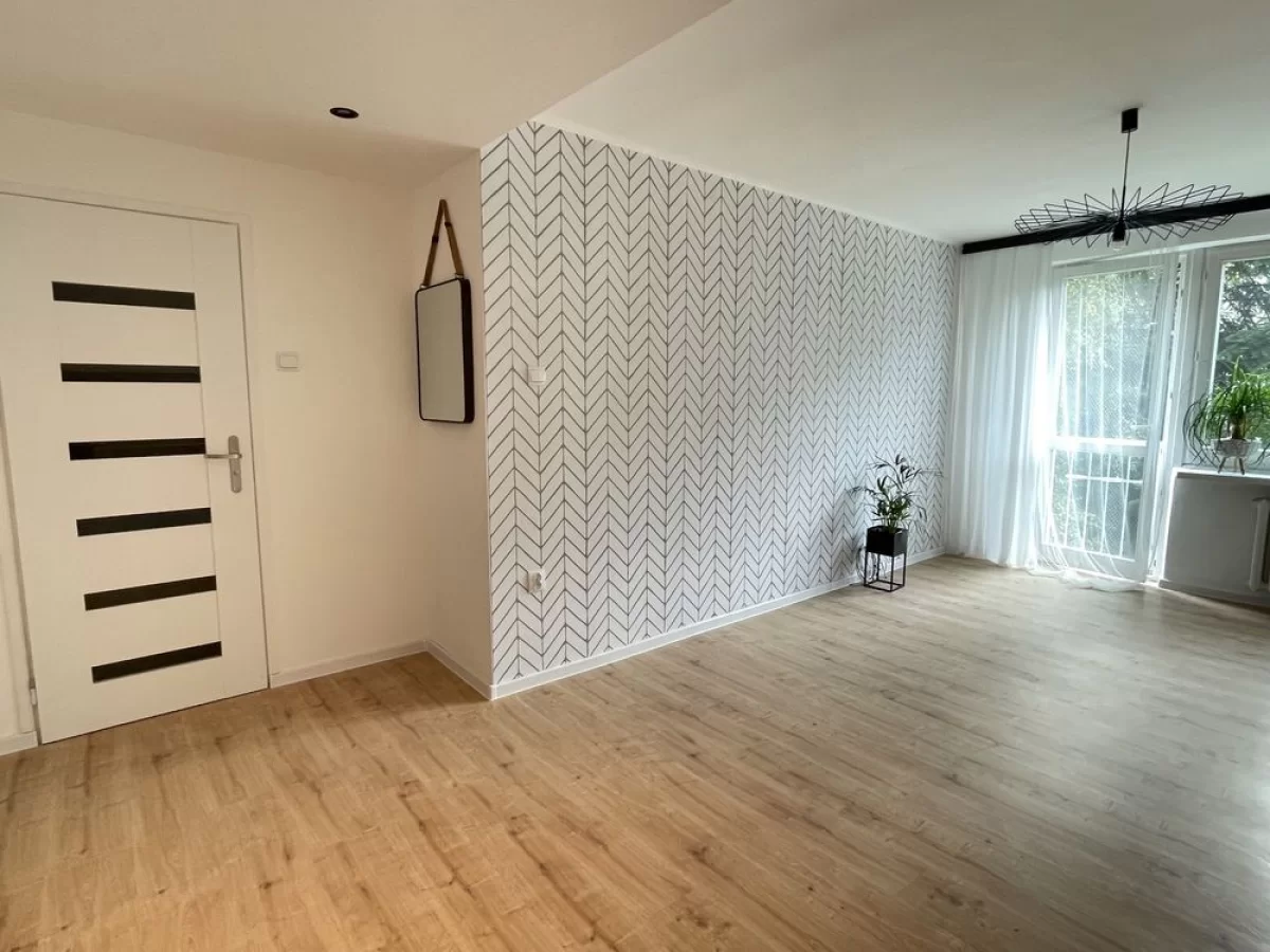 Sprzedam mieszkanie przy galerii 3 KORONY na I piętrze
