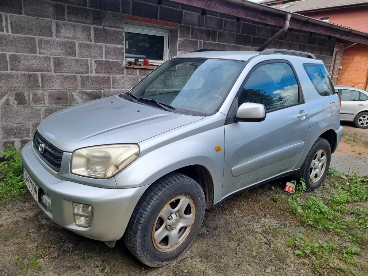 RAV4 Niski przebieg - super cena