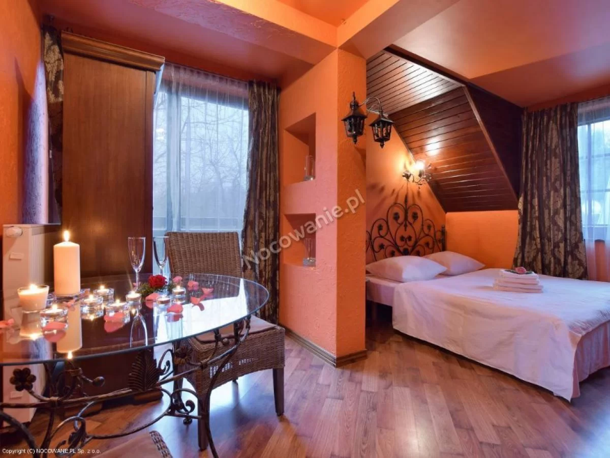 Willa AHAVA noclegi BON pokoje w centrum Kazimierz Dolny - rowery, 4x4
