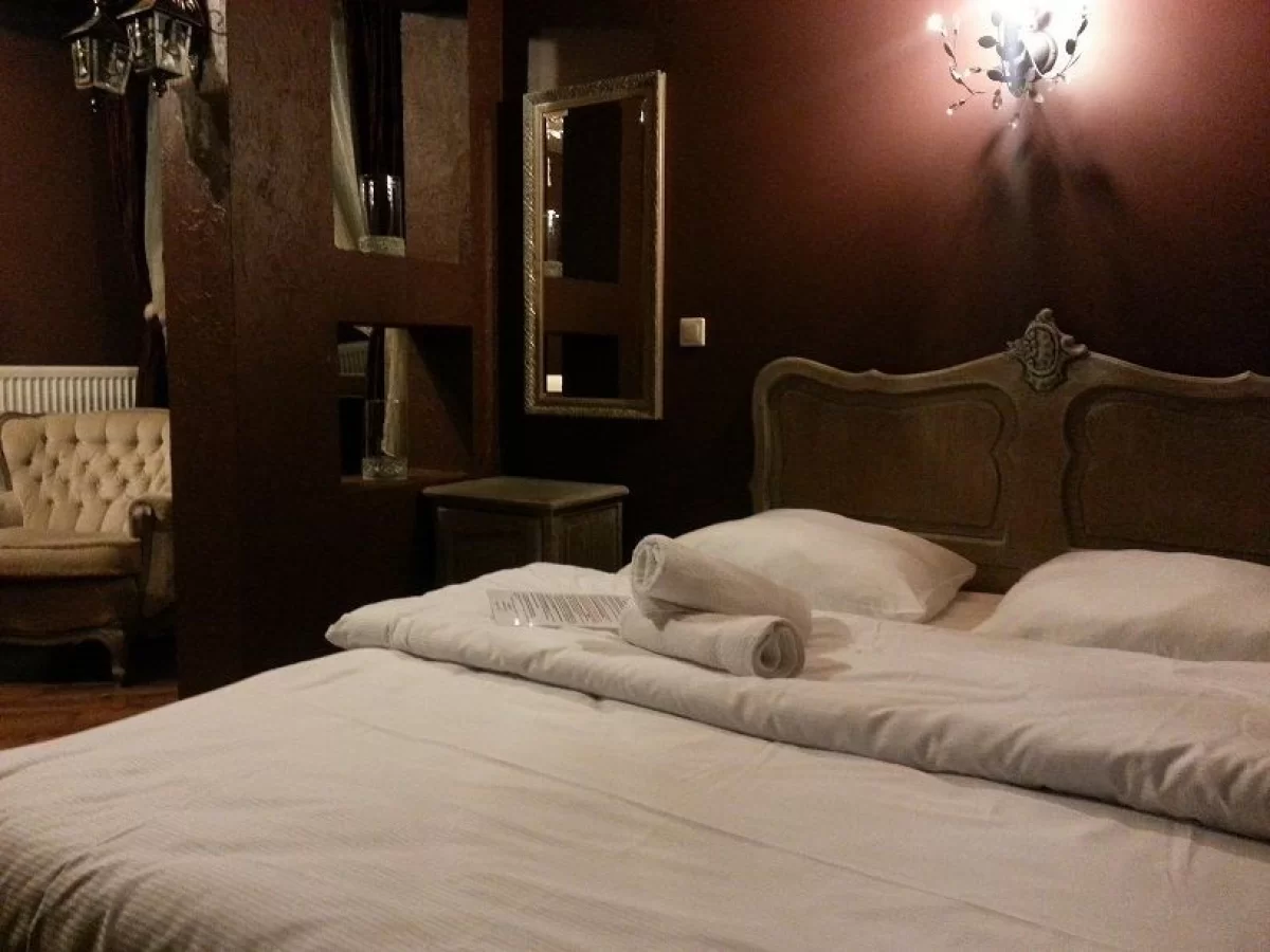 Willa AHAVA noclegi BON pokoje w centrum Kazimierz Dolny - rowery, 4x4