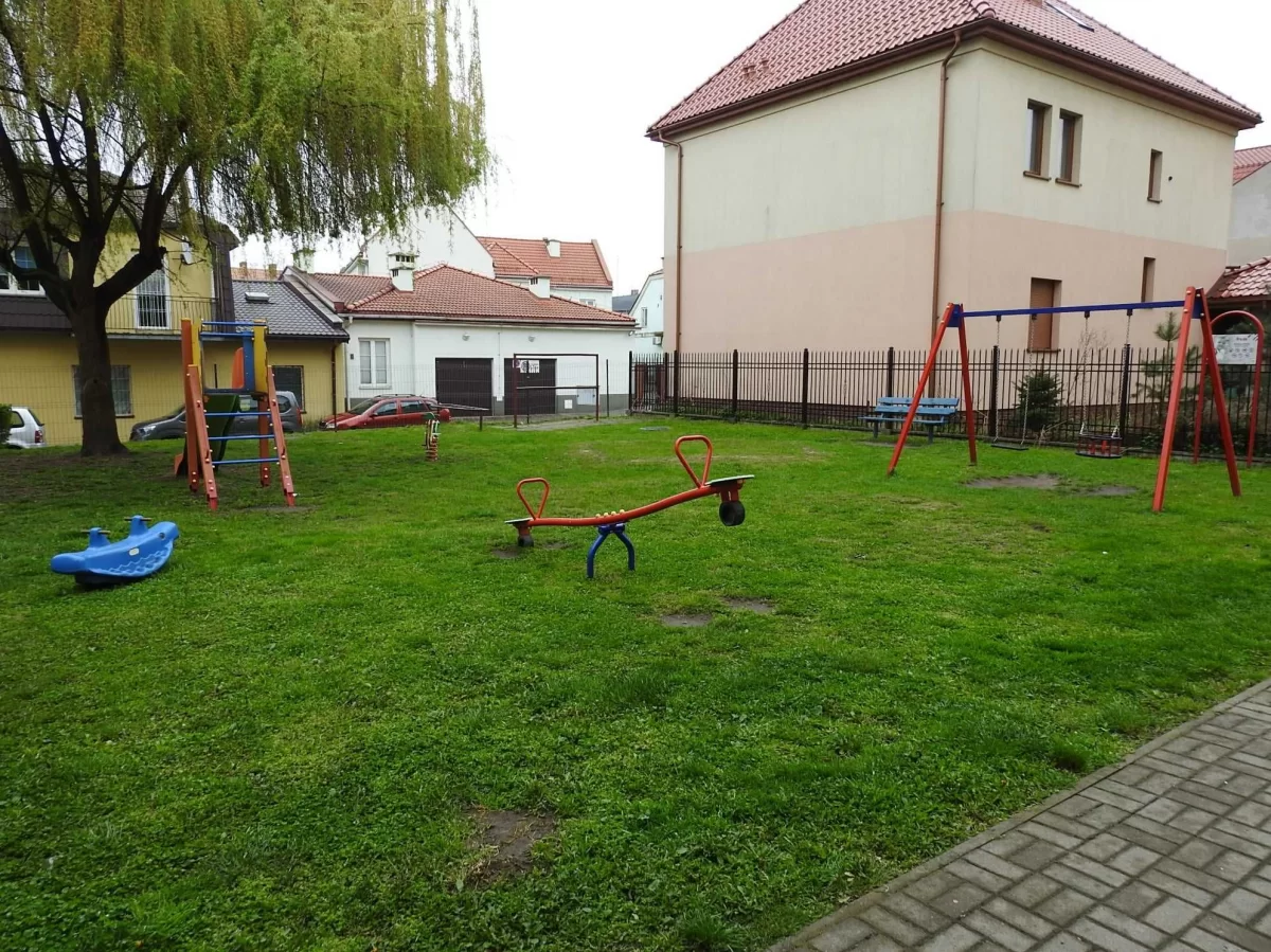 Sprzedam mieszkanie Łęczyca o pow. 62m2, na parterze
