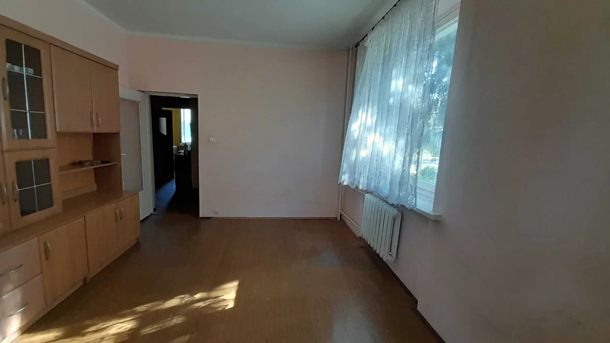 Sprzedam mieszkanie rozkładowe o pow. 49m2 na ul. Janowska w Koninie