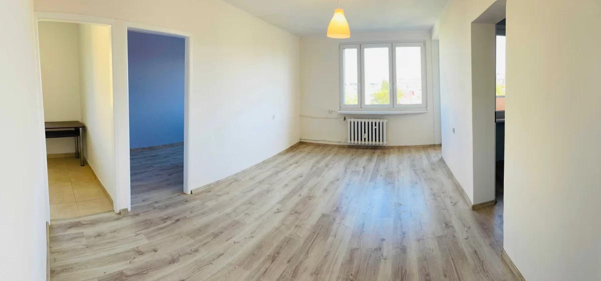 sprzedam mieszkanie Bielawa 3 pokoje, balkon, osiedle Włókniarzy