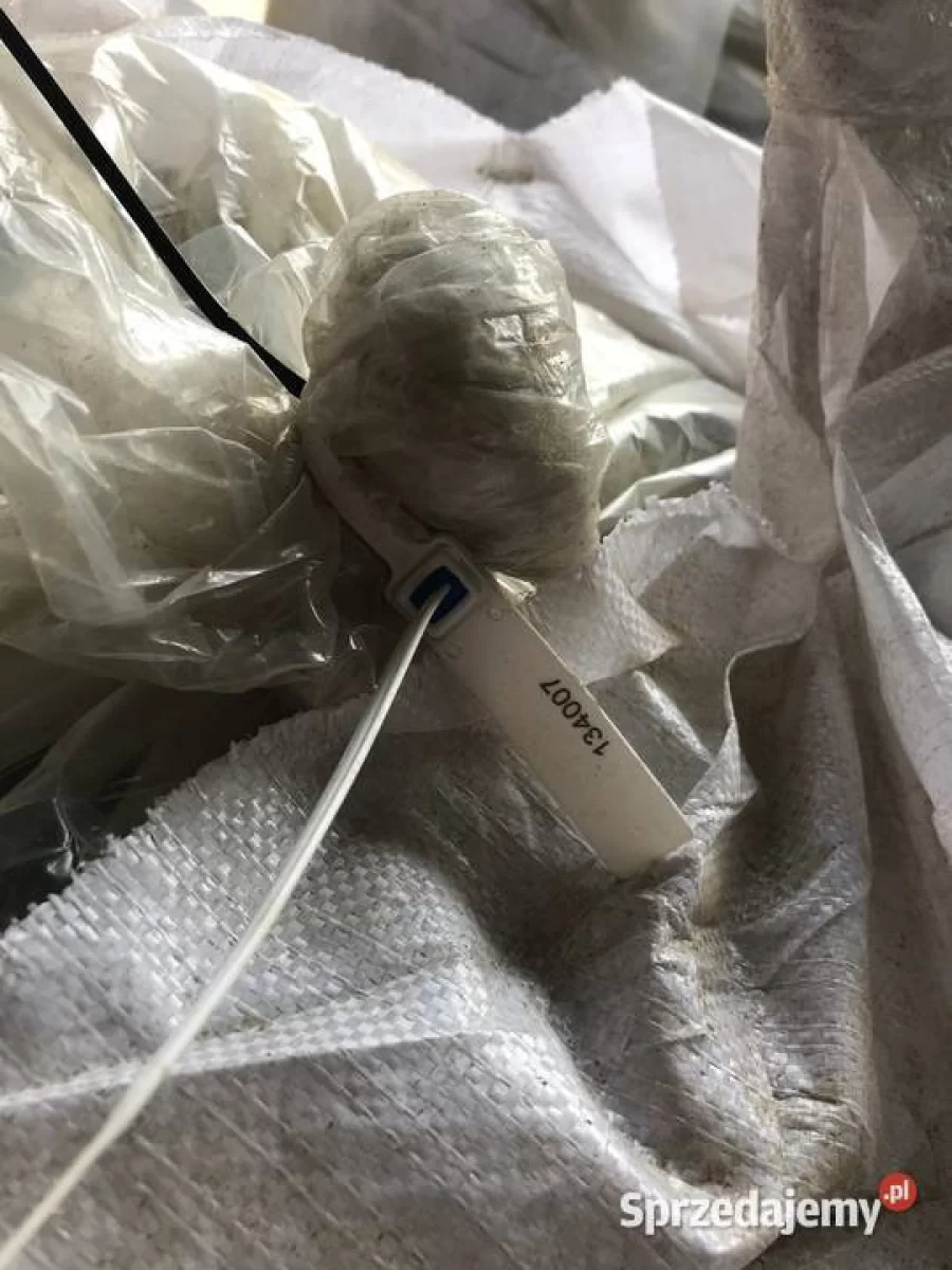 Susz konopny CBD sprzedam pod ekstrakcję Futura 75