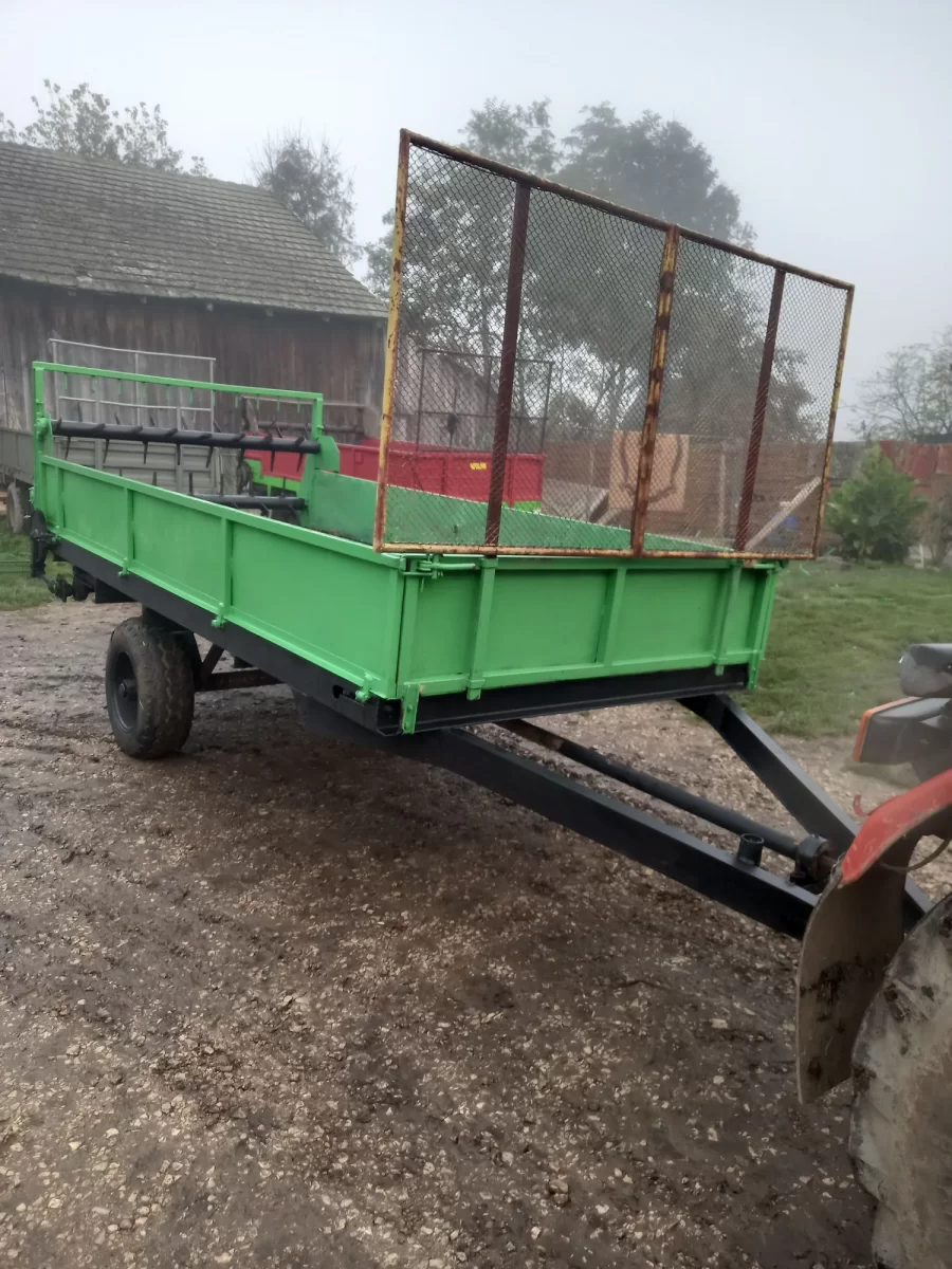 Rozrzutnik obornika jednoosiowy sprzedam