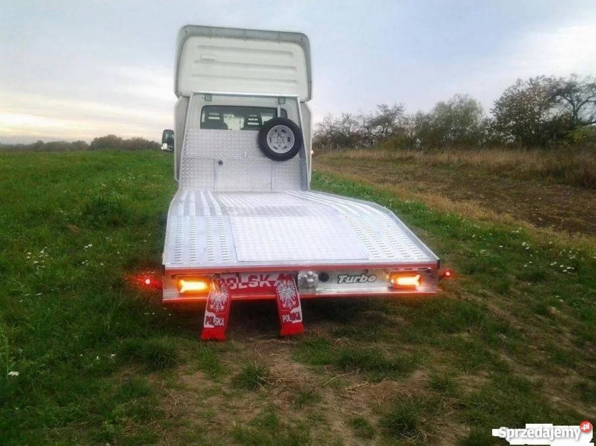 Najazd auto-laweta zabudowa