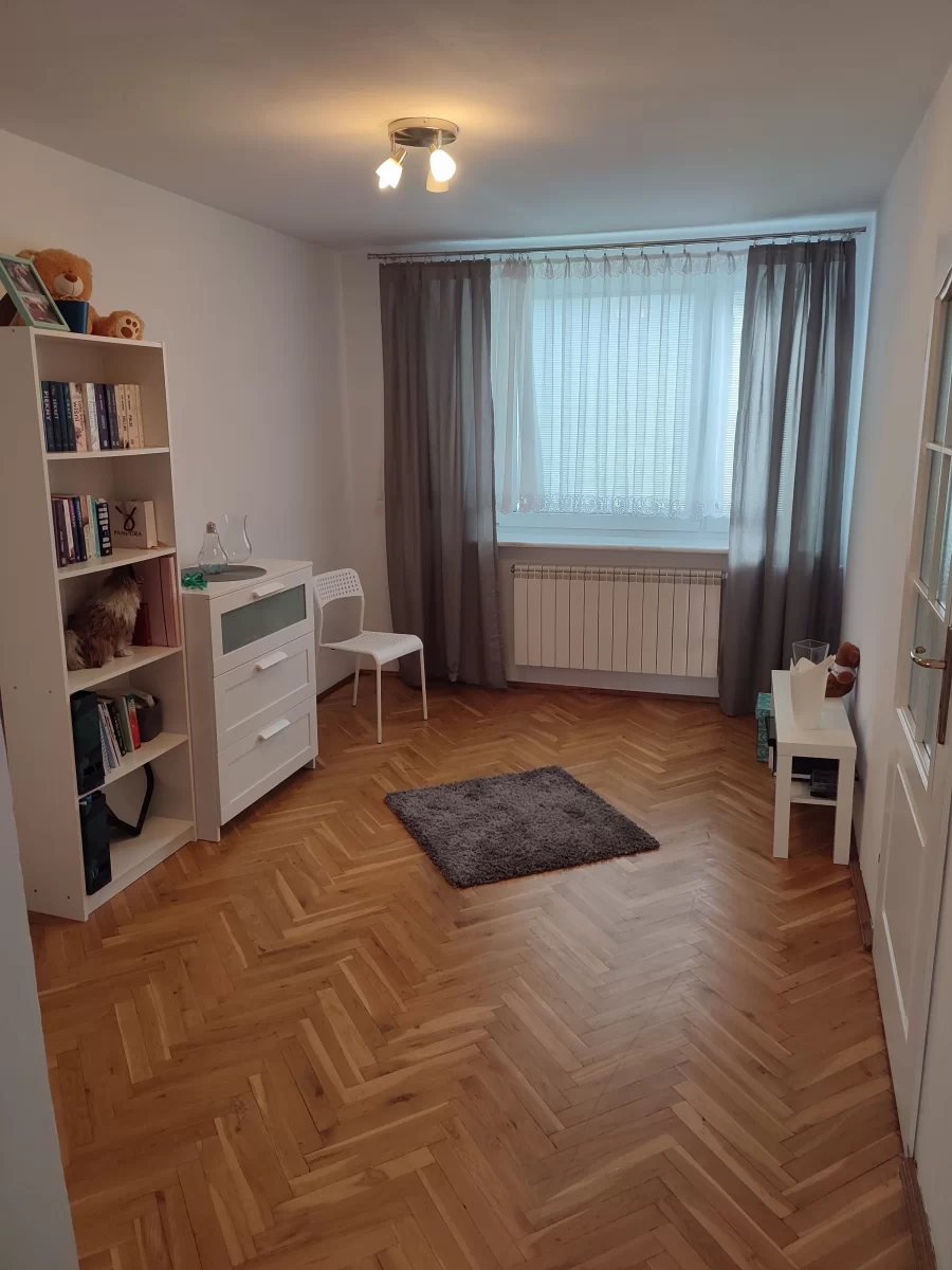 Sprzedam dom Łomianki w zabudowie bliźniaczej