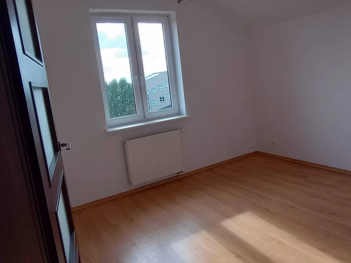 Wynajmę mieszkanie dwupoziomowe, trzypokojowe z garderobą Elbląg