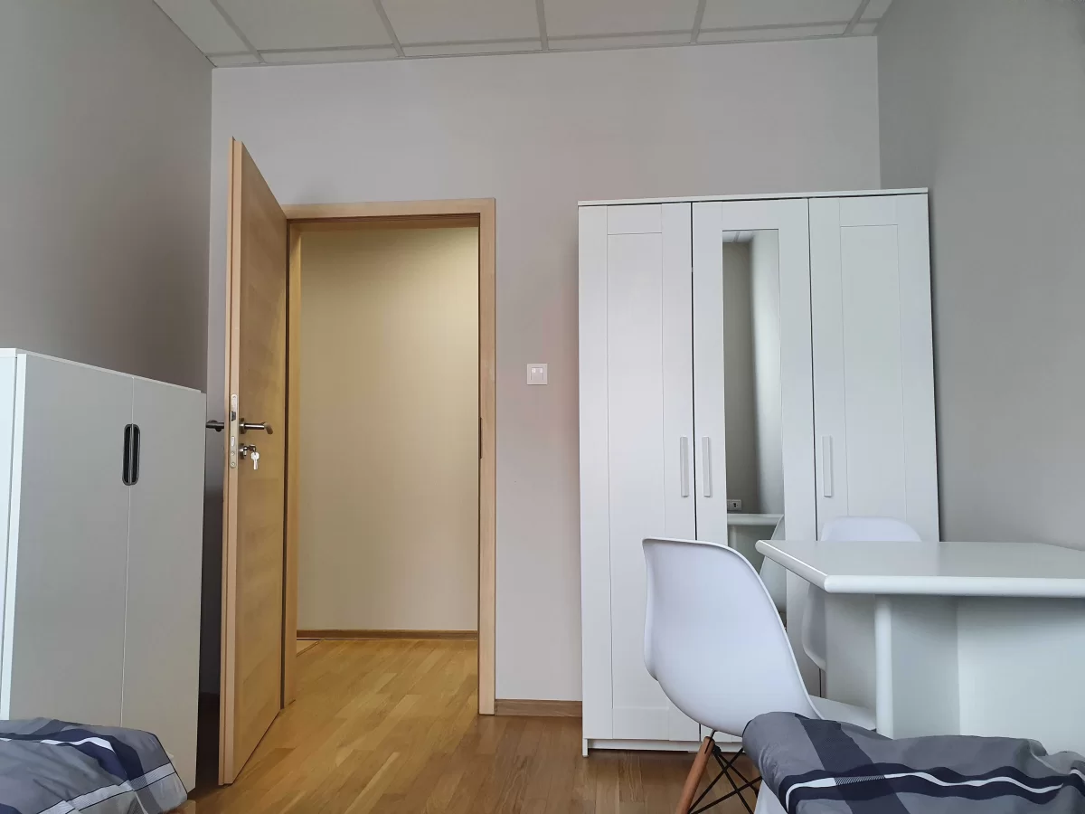 Wynajmę mieszkanie , pokoje Łódź centrum