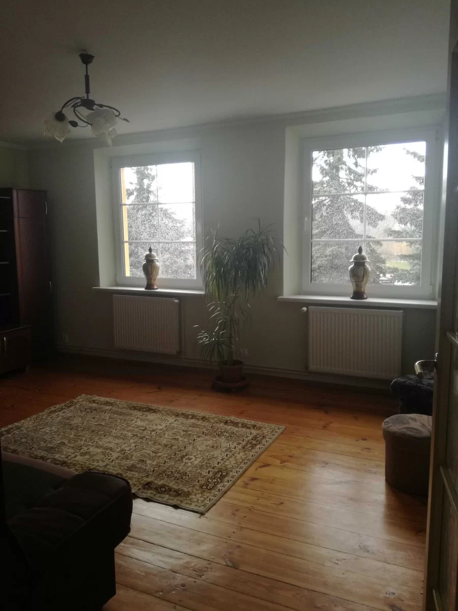 sprzedam Mieszkanie centrum miasta Mrągowo 80.6m2 altanka podwórko
