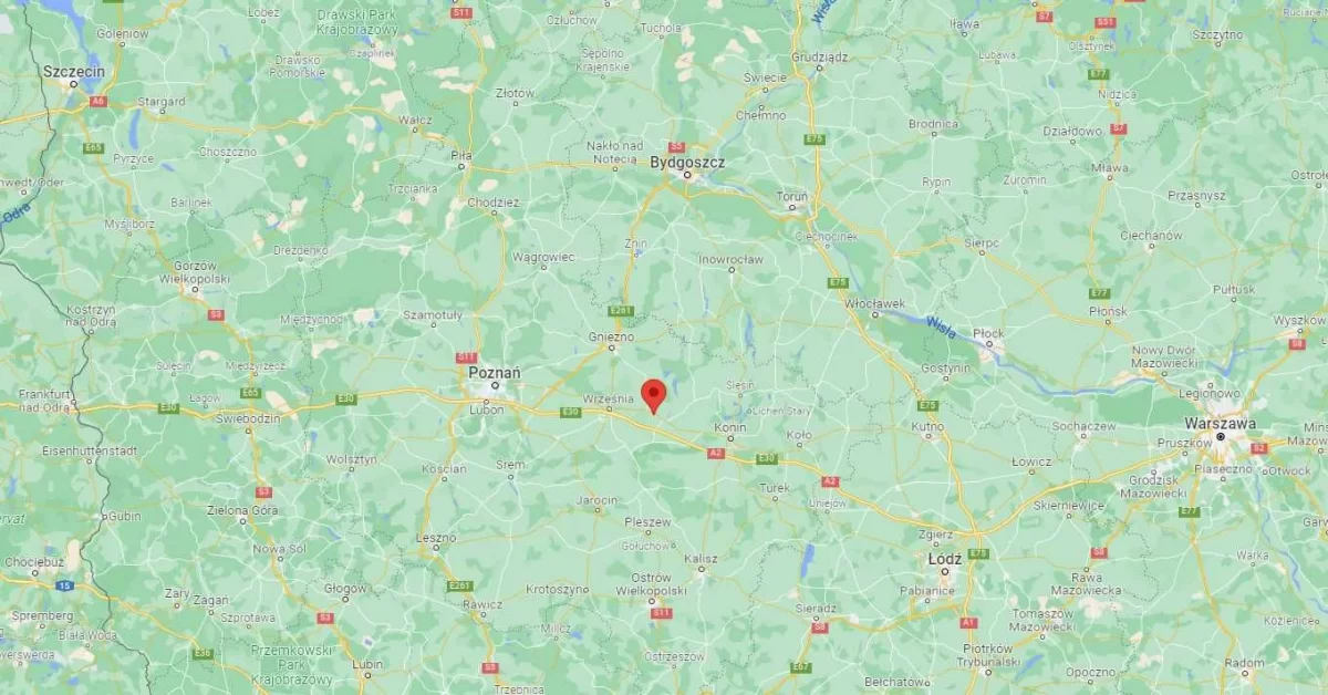 Sprzedam działkę budowlaną przy drodze krajowej nr 92 w Strzałkowie