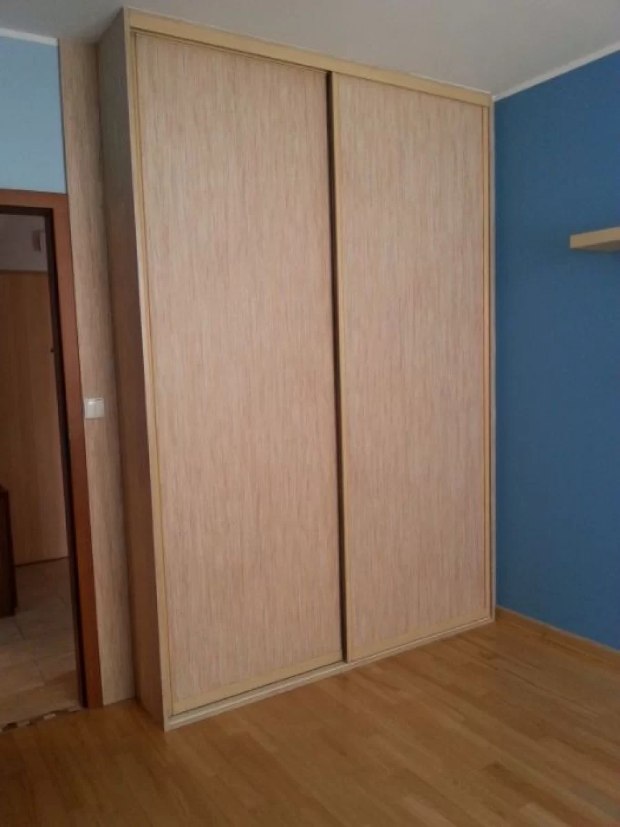 Pruszków mieszkanie trzy pokoje z parkingiem - na wynajem.