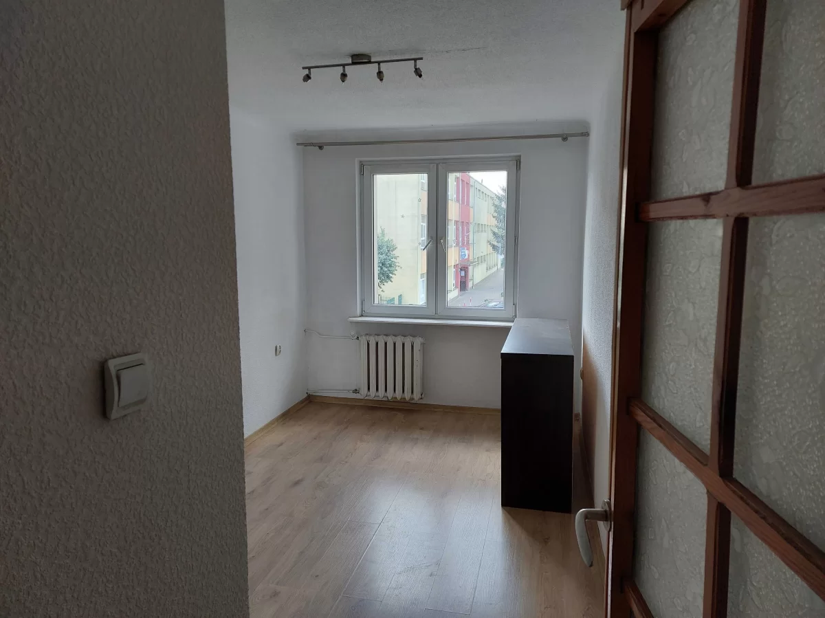 Sprzedam 3 pokojowe mieszkanie 56m2