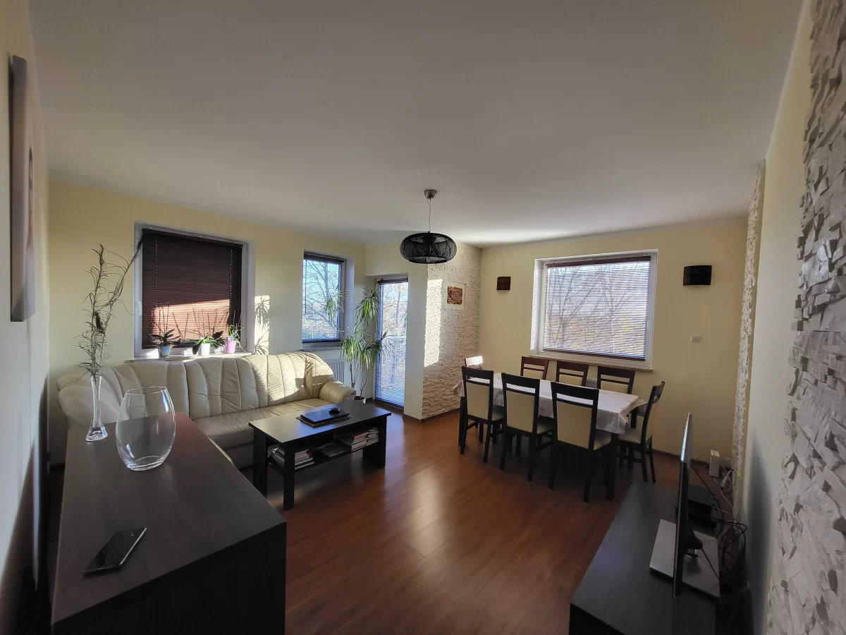 Przestronny apartament na 1 piętrze bezczynszowy