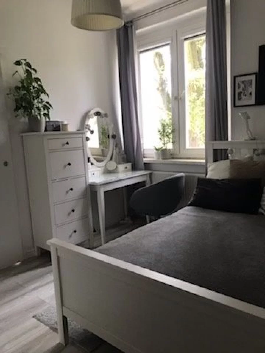 Sprzedam bezpośrednio 3 pokojowe mieszkanie w Piastowie