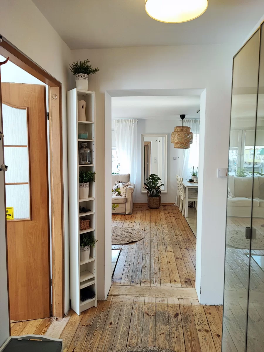 Mieszkanie 1 piętro 2 pokoje Balkon Centrum Kominek Strych Piwnica