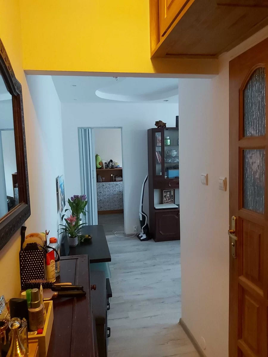 Sprzedam mieszkanie 2-pok. 36 m2 parter Legnica