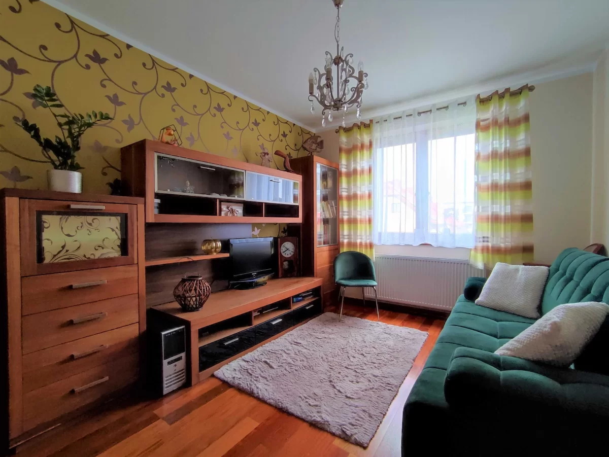 Przytulne 3 pokoje | 73,3m2 | Balkon | Apartamentowiec | Zalesie