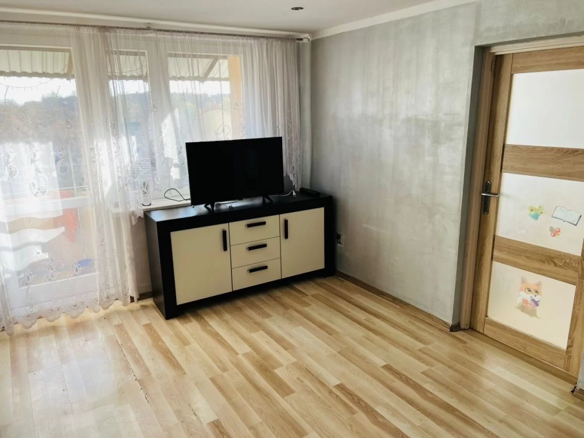 4 pokojowe mieszkanie na Osiedlu Cetralnym 55,81m2 + duża piwnica 10m2